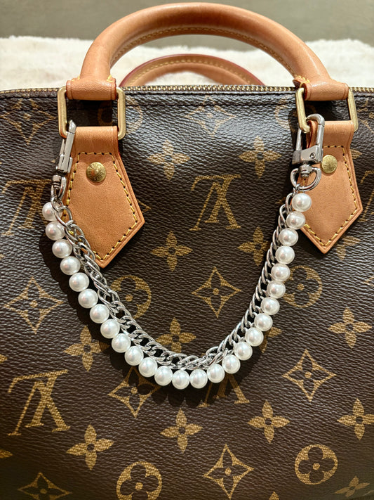 Pearl & Chain Bag Charm